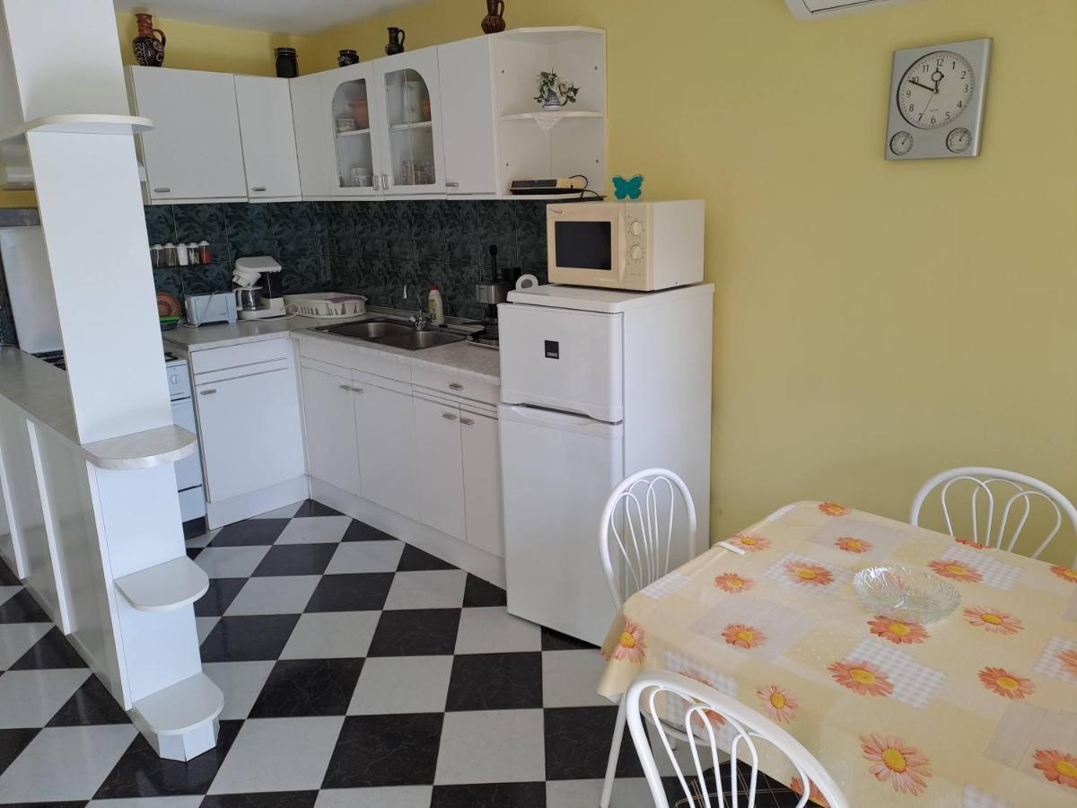 Bianka Apartman Balatonlelle Bagian luar foto